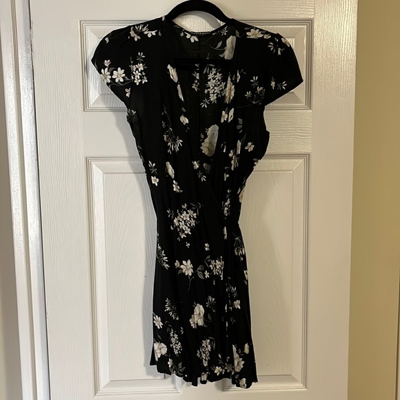 Brandy Melville Black Wrap Floral Dress - Picture 1 of 2